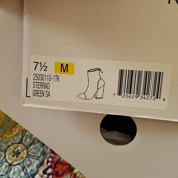 Nine West boot *New in box* - Picture 6 of 8